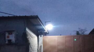 Dugaan Pengolahan Oli Bekas Ilegal di Pasar Kemis Resahkan Warga, Limbah B3 Hitam Pekat Diduga Dibuang Mengarah ke Selokan Warga