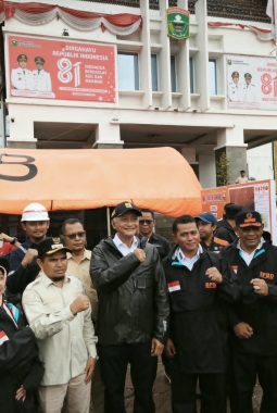 Jon Firman Pandu–H. Candra Sambut Menteri PU, Pemulihan Arosuka Jadi Agenda Utama. 