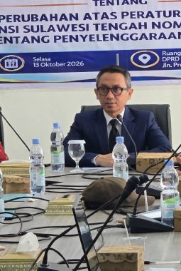 Wakil Ketua DPRD Sulteng Bahas Tumpang Tindih Program Berani sehat dengan Layanan BPJS Kesehatan