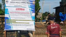 Foto plang proyek