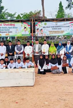 Ribuan Santri Berbagai Lembaga Pendidikan Padati Lapangan Bola Kayu Ara Sakti, Peringati HSN KUA Gunung Megang