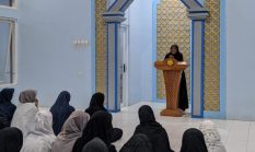 Cetak Santriwati Berani dan Fasih Berbahasa Arab, MBS Moga Istiqamah Gelar Latihan Pidato Setiap Malam