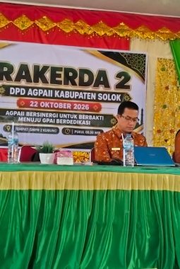 Bukhari MA: Setiap Sekolah Didorong Miliki Rumah Tahfiz, Wisuda Tahfiz Warnai Perpisahan Siswa